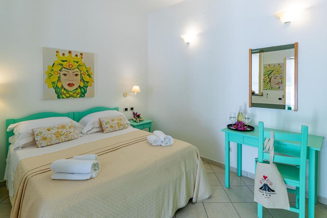 Stromboli Central Family Apartment - 3 Double Rooms Экстерьер фото
